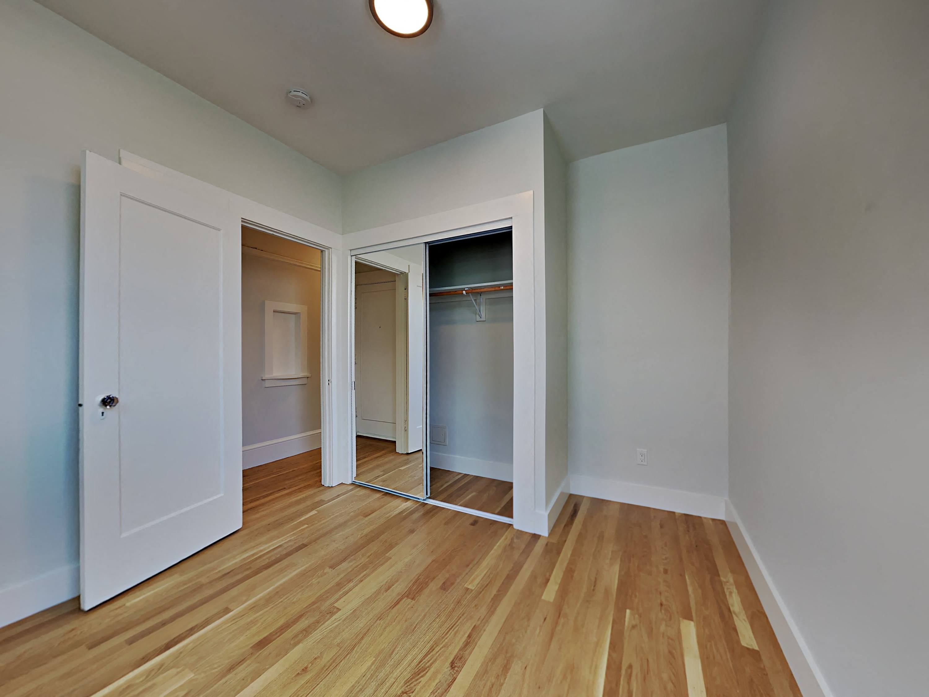 0BR/1BA Apartment on Post St · San Francisco photo 5